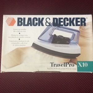 Travel Iron New In Box Black & Decker
